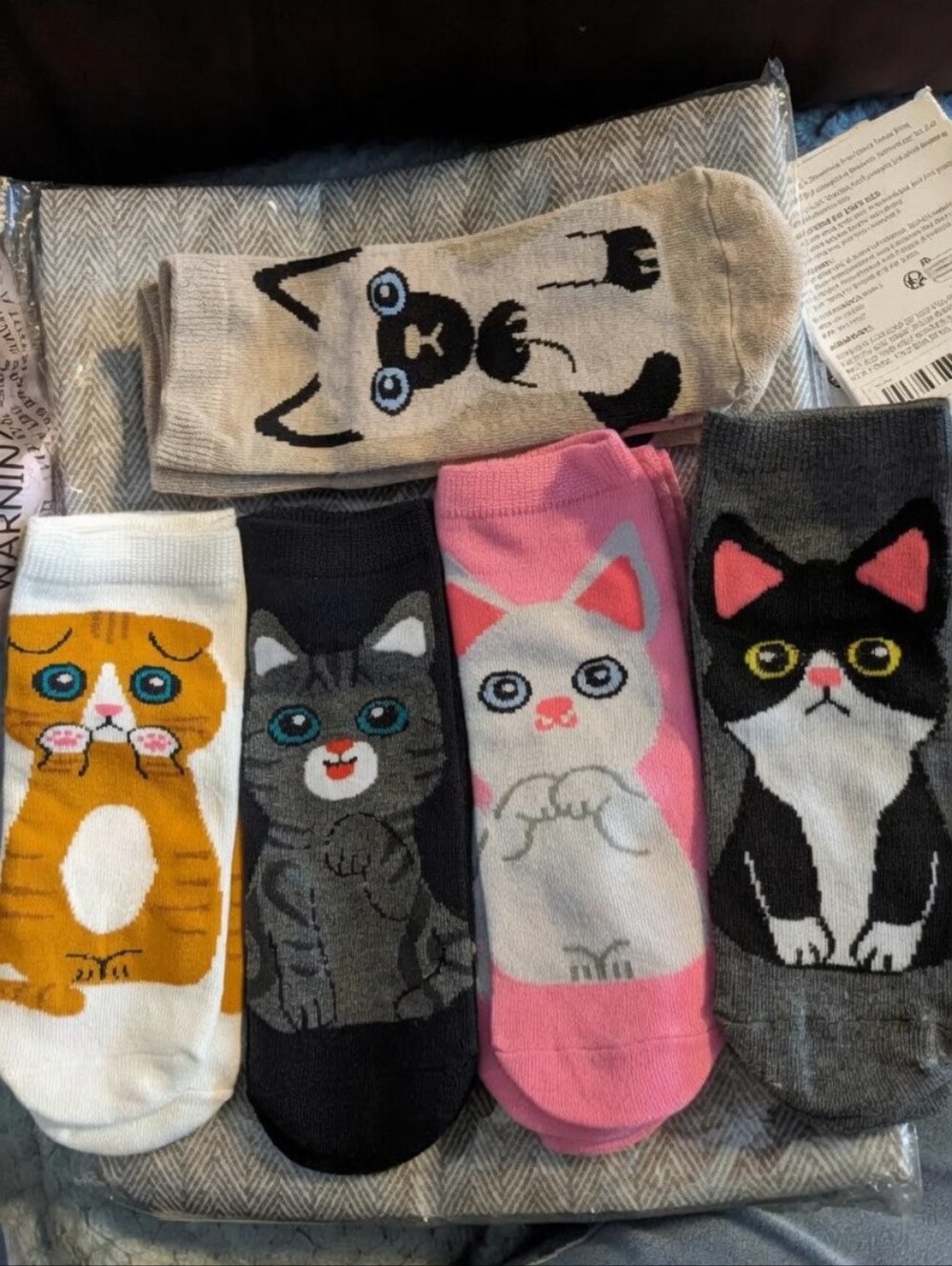 NWT 5 Pair Cat Face Ankle Socks Mixed Colors Cute Cartoon Cats - Picture 5 of 6